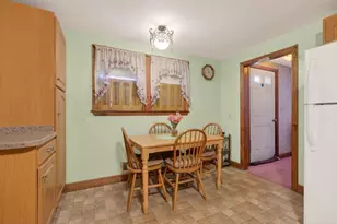 18 Montvale Rd, Woburn, MA 01801 - Photo 11