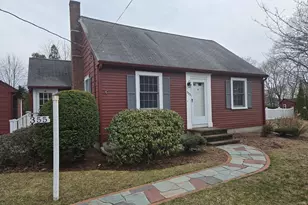 355 South St, Reading, MA 01867 - Photo 1