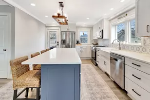 47 B St, Hull, MA 02045 - Photo 17