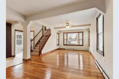 23 Emery St, Lowell, MA 01851 - Photo 5