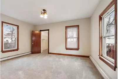 23 Emery St, Lowell, MA 01851 - Photo 15