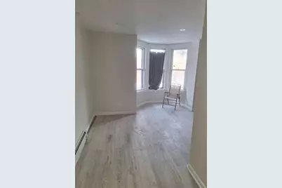 38 Byers St, Springfield, MA 01105 - Photo 15