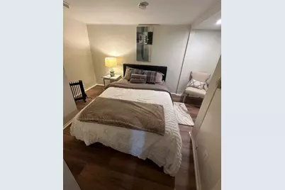 38 Byers St, Springfield, MA 01105 - Photo 17