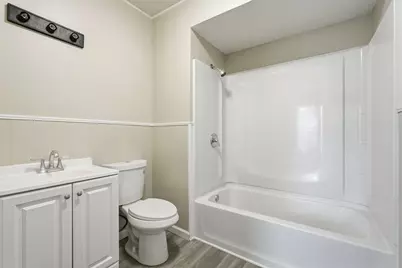 62 E Main, Erving, MA 01344 - Photo 13