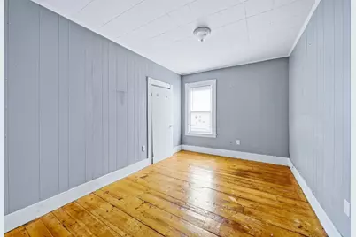 348 Fairmount St, Fitchburg, MA 01420 - Photo 9