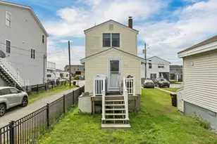 10 Liberty St, Salisbury, MA 01952 - Photo 5