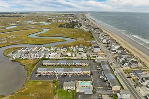 10 Liberty St, Salisbury, MA 01952 - Photo 31