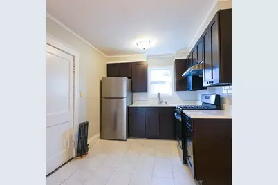 34 Murray St #2, Lynn, MA 01905 - Photo 3