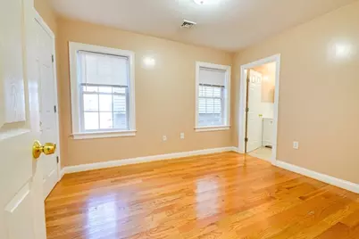 35 Ellington St, Boston, MA 02121 - Photo 17