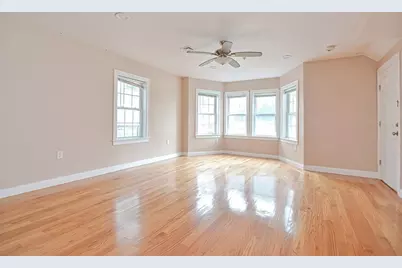 35 Ellington St, Boston, MA 02121 - Photo 7