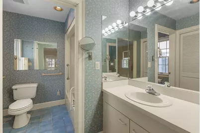 92 Wianno Cir, Barnstable, MA 02655 - Photo 17