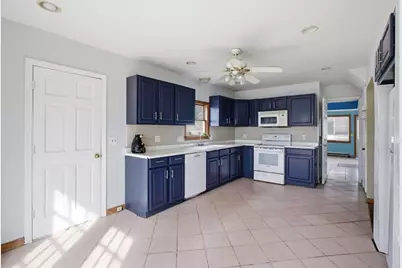 53 Mount Ave, Worcester, MA 01604 - Photo 17