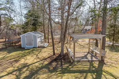 9 Meredith Dr, Falmouth, MA 02536 - Photo 29