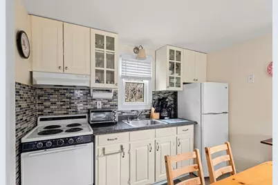 17 Shore Rd #9, Truro, MA 02666 - Photo 11