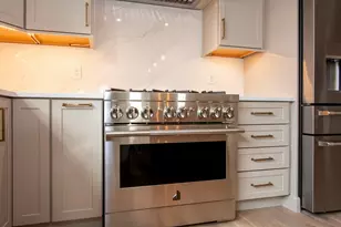 37 Richards Rd, Hull, MA 02045 - Photo 9