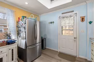 8 Lakeshore Dr, Holland, MA 01521 - Photo 9