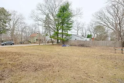 39 Hope, Attleboro, MA 02703 - Photo 3