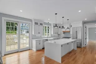 20-35 Shuttleworth Pl, Dedham, MA 02026 - Photo 9