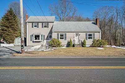 11 Worcester St, Taunton, MA 02780 - Photo 5