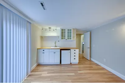 93 Woodcliff Rd, Brookline, MA 02467 - Photo 27