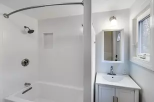 93 Woodcliff Rd, Brookline, MA 02467 - Photo 31