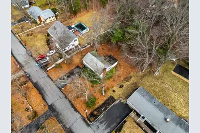 11 Caroline St, Burlington, MA 01803 - Photo 5