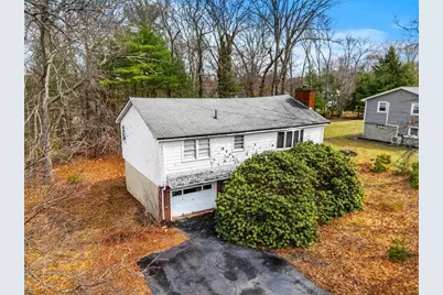 11 Caroline St, Burlington, MA 01803 - Photo 7