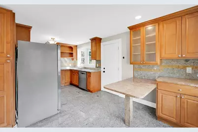 186 Belvidere St, Springfield, MA 01108 - Photo 17