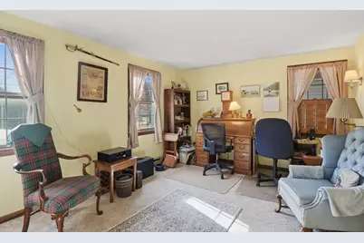 22 Number 10 Schoolhouse Rd, Charlton, MA 01507 - Photo 7