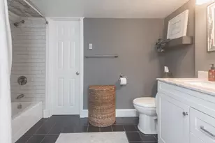 36 Saxton St, Boston, MA 02125 - Photo 11