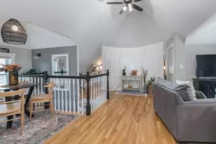 36 Saxton St, Boston, MA 02125 - Photo 7