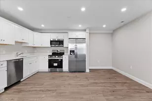 202 Central St, Avon, MA 02332 - Photo 5