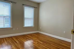 22 Sewall St, Somerville, MA 02145 - Photo 9