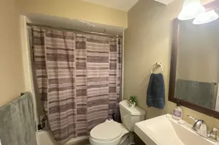 51 Chelsea St, Boston, MA 02128 - Photo 15