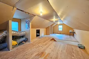 70 Sprague St, Revere, MA 02151 - Photo 23