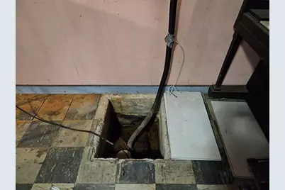 70 Sprague St, Revere, MA 02151 - Photo 29