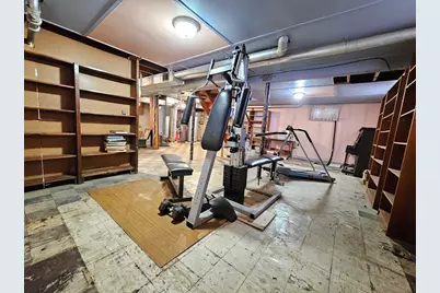 70 Sprague St, Revere, MA 02151 - Photo 25