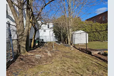 70 Sprague St, Revere, MA 02151 - Photo 35