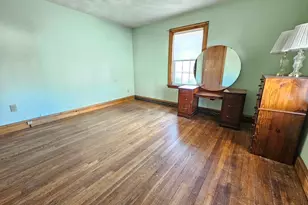 70 Sprague St, Revere, MA 02151 - Photo 15