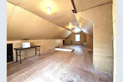 70 Sprague St, Revere, MA 02151 - Photo 21