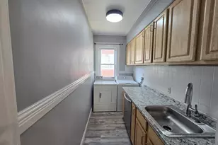 3 N Woodford St, Worcester, MA 01604 - Photo 19