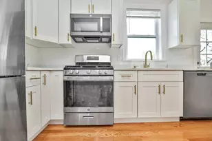 30 Hiawatha Rd, Boston, MA 02126 - Photo 5