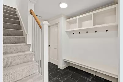 23 Ward St, Woburn, MA 01801 - Photo 19