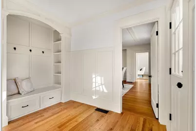 23 Ward St, Woburn, MA 01801 - Photo 13