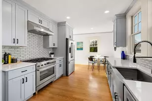 23 Ward St, Woburn, MA 01801 - Photo 17