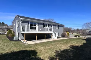 585 N Eastern Ave, Fall River, MA 02720 - Photo 3