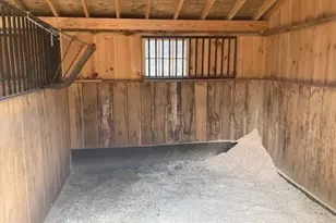 75 Kendall St, Granby, MA 01033 - Photo 29