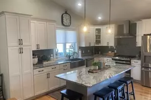 75 Kendall St, Granby, MA 01033 - Photo 9