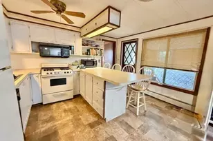 10 Coachmen's Terrace, Plymouth, MA 02364 - Photo 3