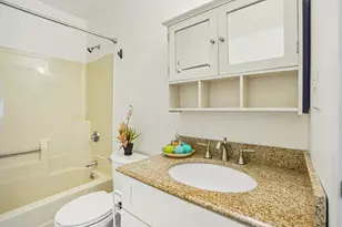 35 Des Moines Rd, Quincy, MA 02169 - Photo 15